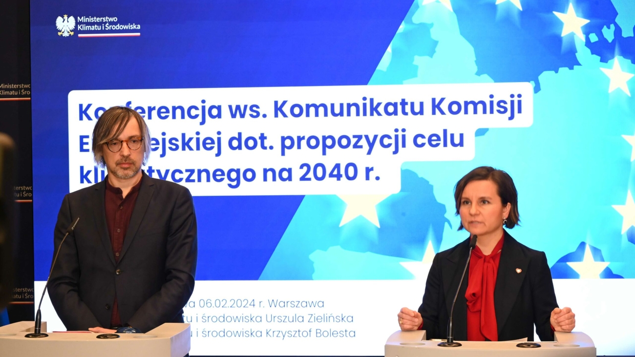 2bf48dba-72c8-40ae-b8a6-3f2ab49745db